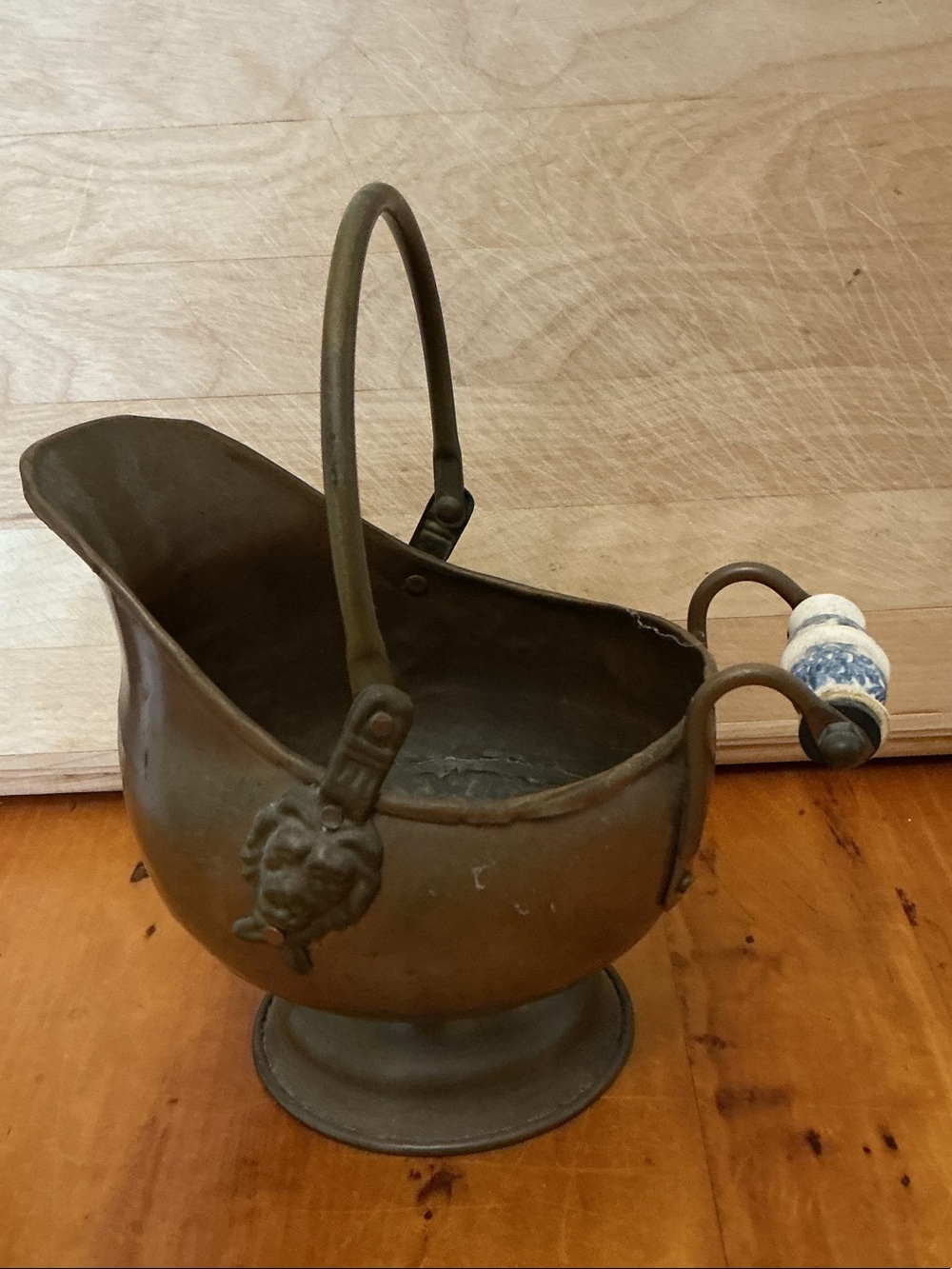 Vintage Copper Coal Scuttle Lion Head Porcelain